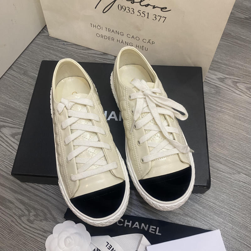 Giày nữ Chanel Plaid Velcro Sneakers siêu cấp về trả khách