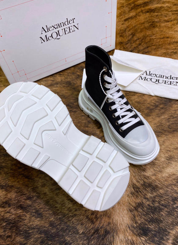 Giày thể thao nam nữ Alexander McQueen siêu cấp 1:1 