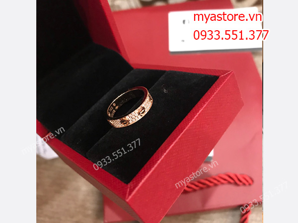 Nhẫn Cartier màu vàng về trả khách