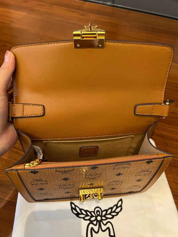 Túi MCM Tracy Crossbody In Visetos Màu Nâu siêu cấp 1:1