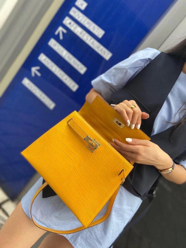 Túi xách nữ Hermes 𝑲𝒆𝒍𝒍𝒚 𝑪𝒐𝒑𝒚 𝑪𝒓𝒐𝒄𝒐𝒅𝒊𝒍𝒆 25cm may tay 50%