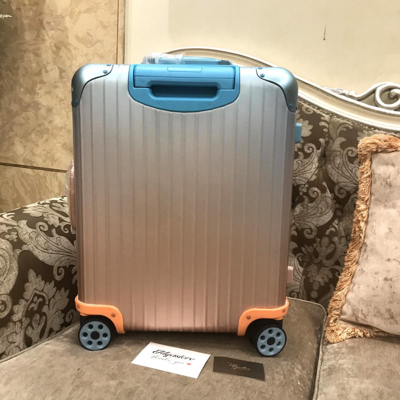 Vali Dòng phiên bản giới hạn RIMOWA x Alex Israel like auth 55cm xách tay