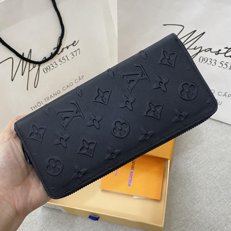 Ví cầm tay nam Louis Vuitton siêu cấp 1:1 trả khách