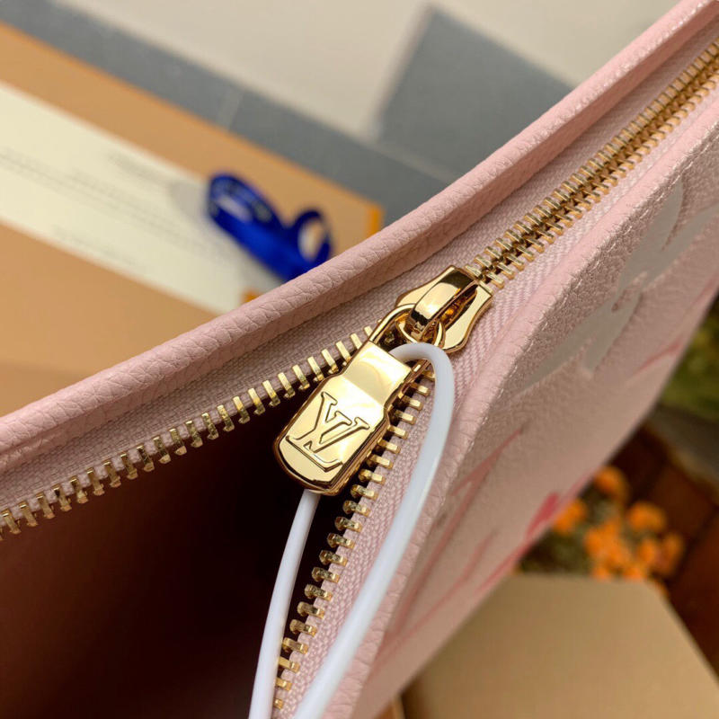 Clutch Louis Vuitton POCHETTE VOYAGE nữ siêu cấp