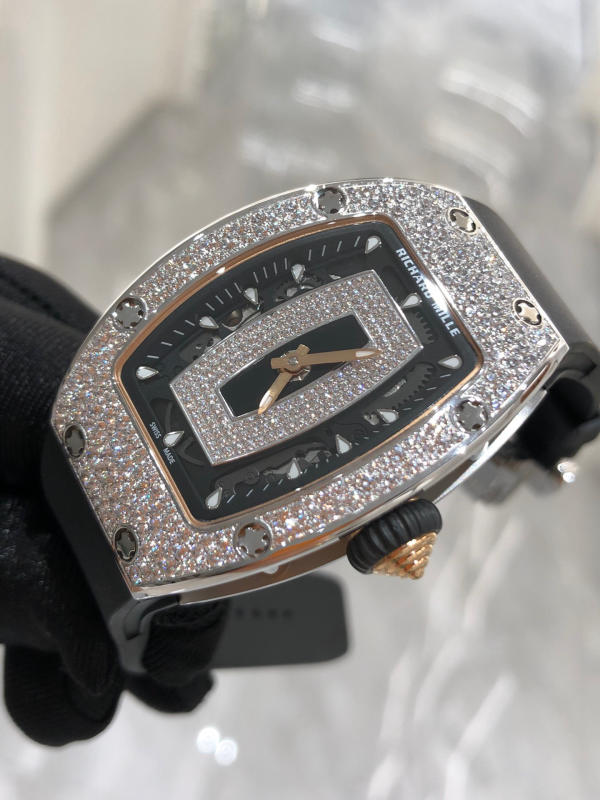 Đồng hồ Richard Mille Diamond đen mặt đên siêu cấp 1:1