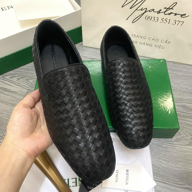 Giày BottegaVeneta Intrecciato Calf Slipper về trả khách