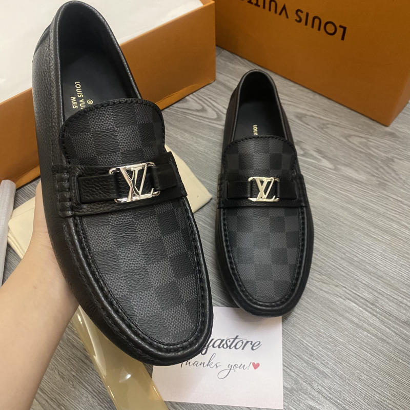 Giày nam công sở Louis Vuitton màu đen siêu cấp về trả khách