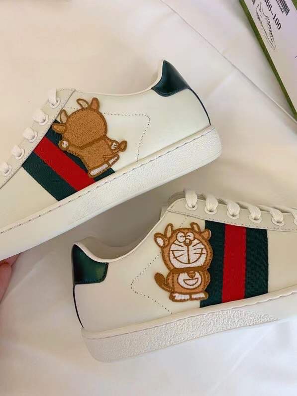 Giày sneaker Gucci nam Ace của Doraemon x Gucci (Doraemon x Gucci men's Ace sneaker)