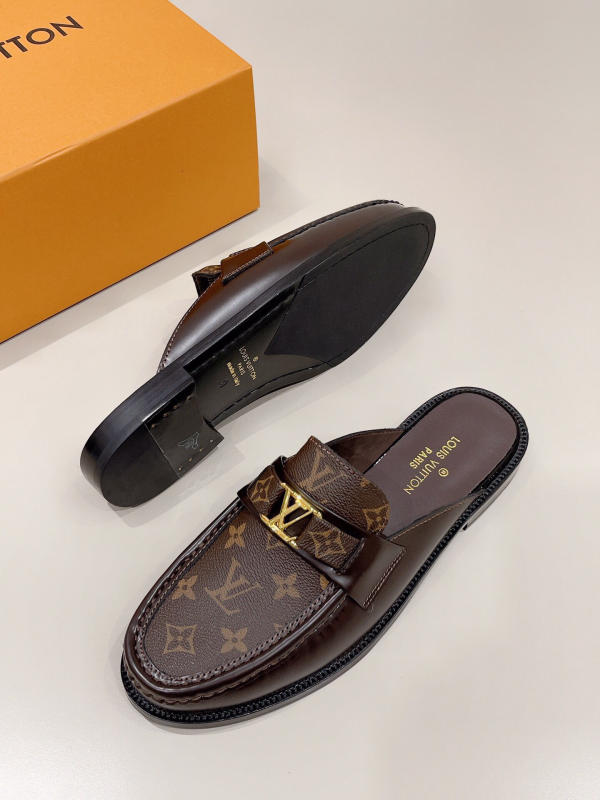 Giày sục nam Louis Vuitton họa tiết cổ điển màu nâu siêu cấp 1:1