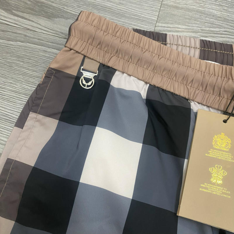 Quần Short Burberry Swim Trunks siêu cấp về trả khách