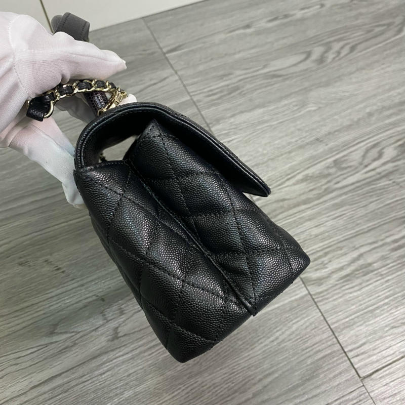 Túi xách Chanel Small Coco Handle siêu cấp về trả khách