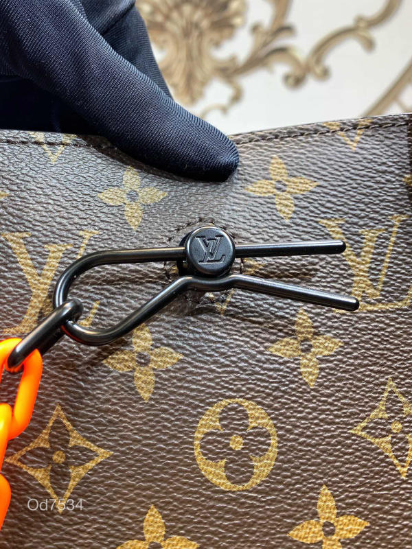 Túi xách LV Louis Vuitton Sac Plat siêu cấp