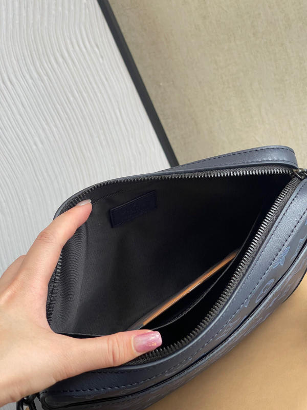 Túi xách nam Louis Vuiton Duo messenger siêu cấp