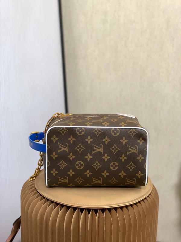 Louis Vuitton, Bags, Louis Vuitton Lvxnba Cloakroom Dopp Kit