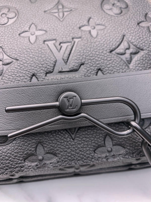 Túi xách nam LV Louis Vuitton Steamer messenger siêu cấp