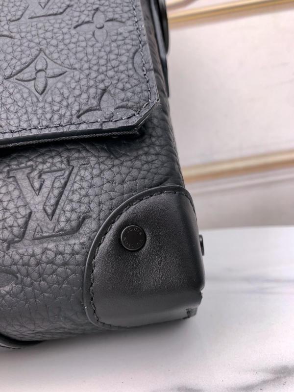 Túi xách nam LV Monogram Trunk Taurillon siêu cấp 1:1