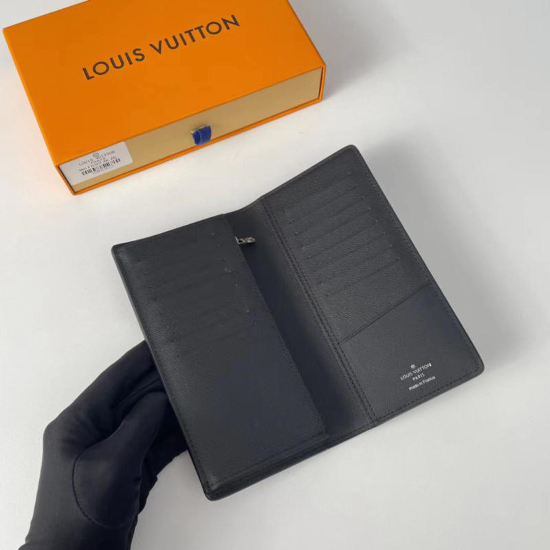 Ví cầm tay Louis Vuitton siêu cấp 1:1