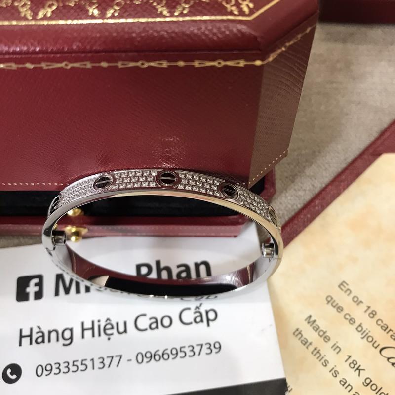 Vòng Cartier màu trắng đá siêu cấp trả khách