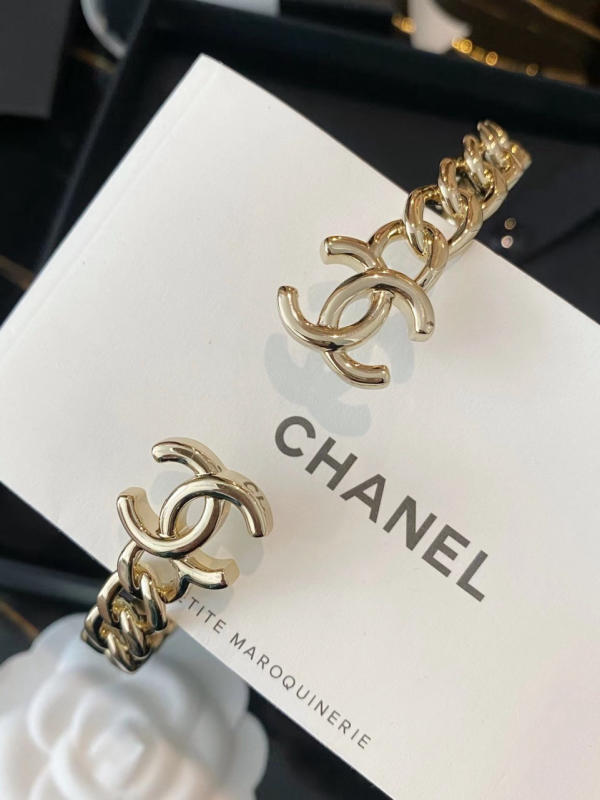 Vòng tay Chanel siêu cấp về trả khách